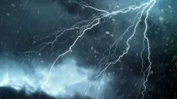 المرجو الحذر.. زخات مطرية رعدية قوية مصحوبة بحبات من البرد وثلوج منتظرة اليوم بهذه المناطق المغربية